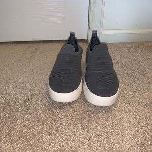 Grey no lace sneakers